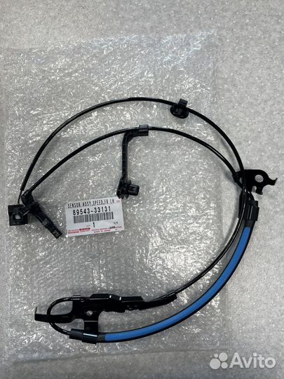 Датчик ABS Toyota Camry V70