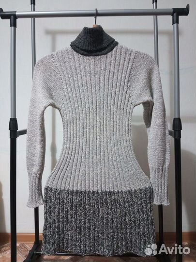 Свитер удлиненный