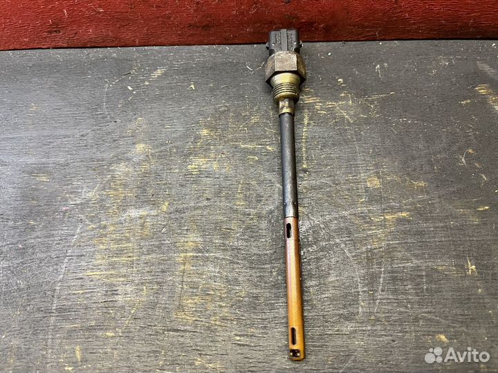 Датчик уровня масла Renault F4R 2.0