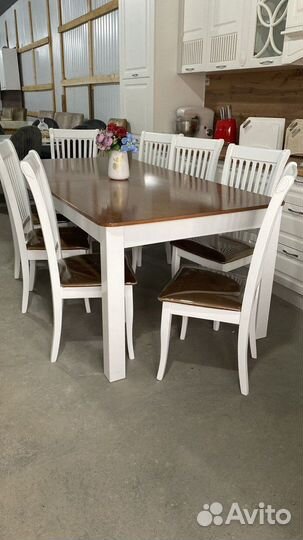 Стол и Стулья
