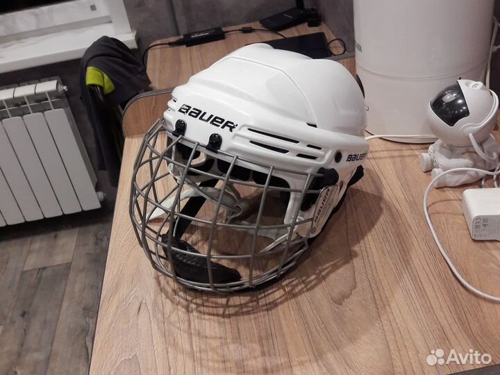 Шлем хоккейный bauer