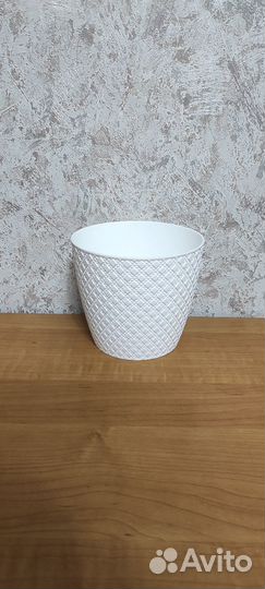 Горшки пластиковые