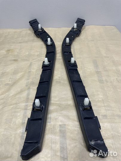 Кронштейн бампера задний правый