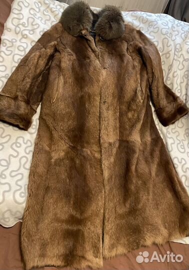 Шуба натуральная сурок, лиса б/у 50-54 размер