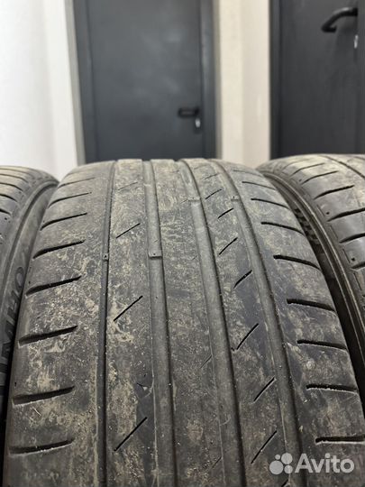 Kumho Ecsta PS71 SUV 245/45 R19 98W