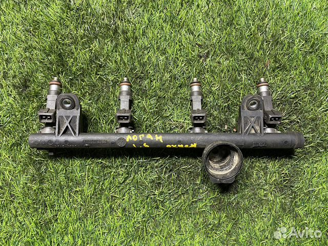 Рейка топливная (рампа) Renault Logan