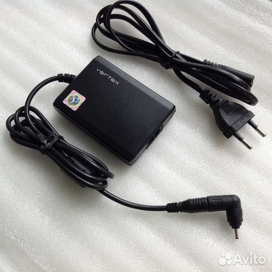 Адаптер питания нетбука Asus 19В, 2.5х0.7мм