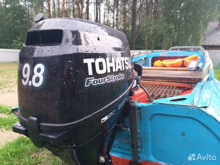 Прокат лодки с мотором для рыбалки и прогулок