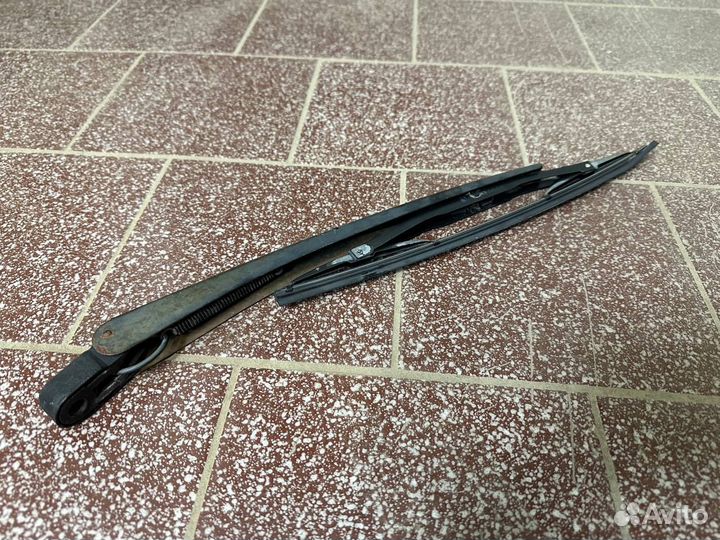 Мотор заднего стеклоочистителя с дворником Калина