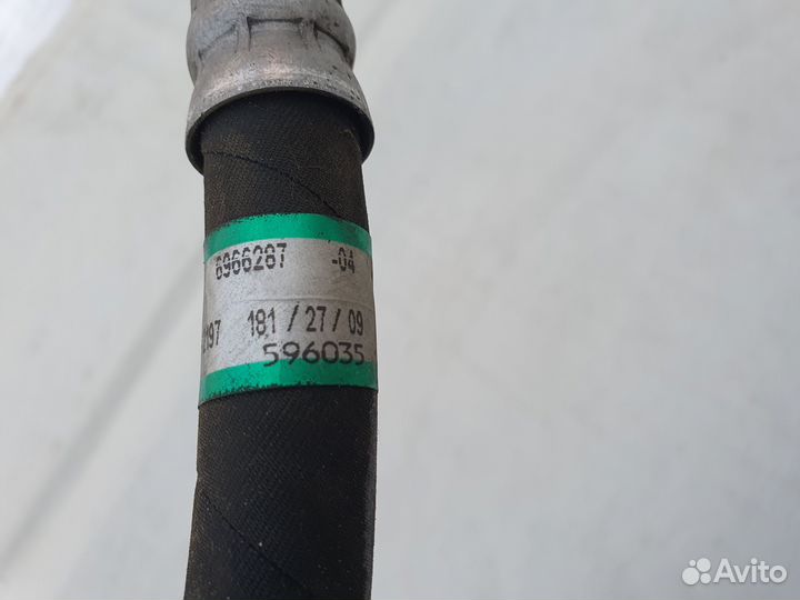 Трубка кондиционера BMW e87 (компрессор-радиатор)