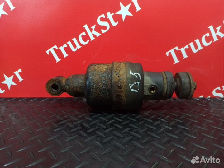 Подушка кабины передняя