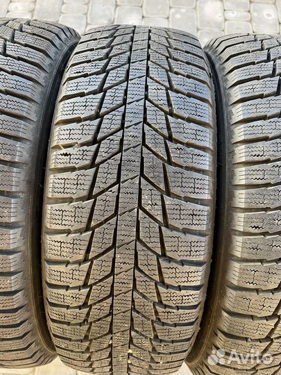 Triangle Snow-LL01 205/60 R16