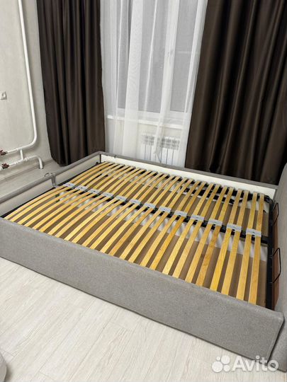 Кровать двухспальная 160 200 без матраса бу