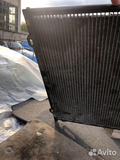 Радиатор кондиционера Мерседес 208 w208 202 и друг