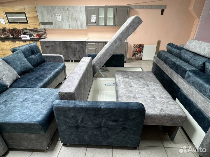 Диван красивый