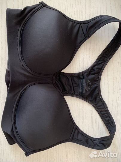 Спортивный топ бра nike