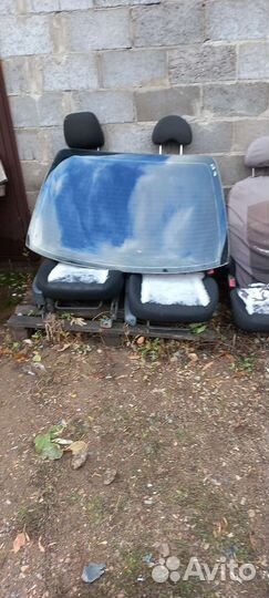 М) Стекло заднее Nissan Almera N16 Оригинал