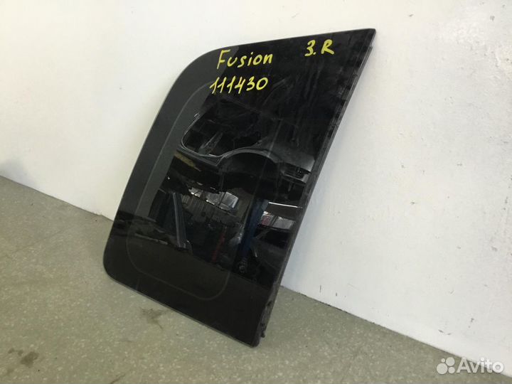 Стекло кузовное глухое правое Ford Fusion 2002-201