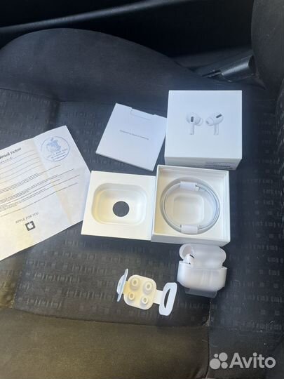 AirPods Pro премиум