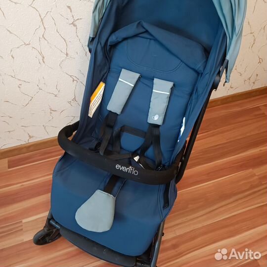 Коляска прогулочная