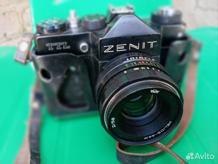 Пленочный фотоаппарат