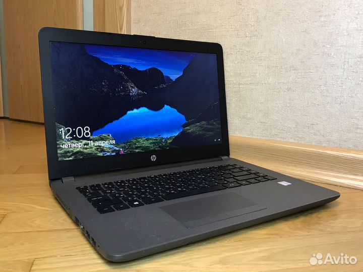 Мощный HP i5-7200U/8 Gb/ HD Graphics/SSD 256