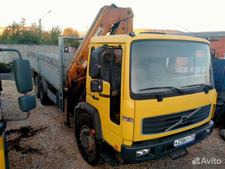 Аренда и услуги манипулятора, стрела 8 т, 10 м, борт 15 т, 7.2 м