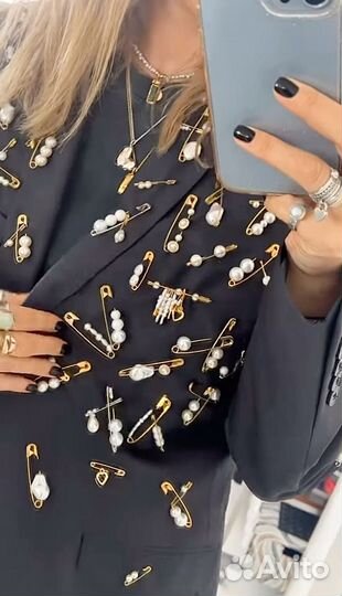 Ручная вышивка на одежде