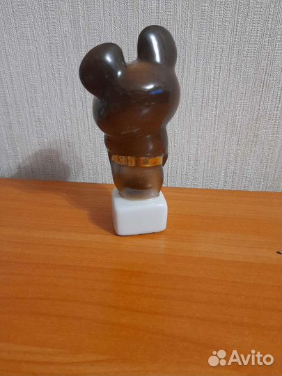 Олимпийский мишка фарфор,12см