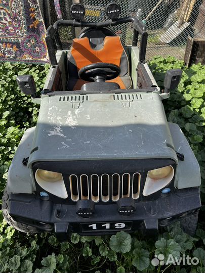 Детский электромобиль бу
