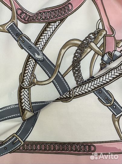 Шековый платок новый