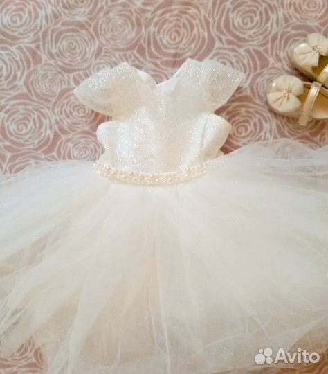 Платье для девочки пышное 92