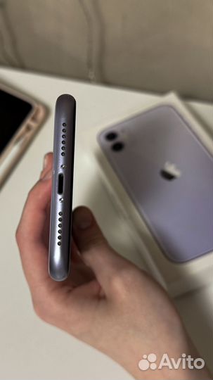 iPhone 11, 64 ГБ