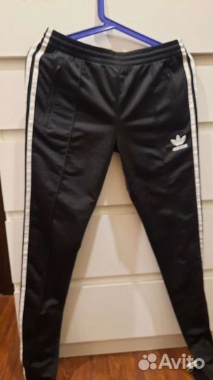 Спортивный костюм adidas новый,оригинал