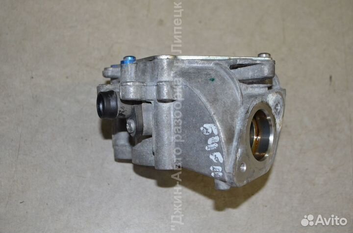 Насос вакуумный 1.8 tsi Passat B7 Golf 6 Tiguan