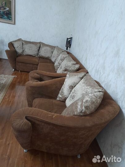 Угловой диван