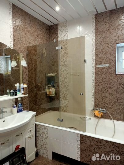 Душевая кабинка