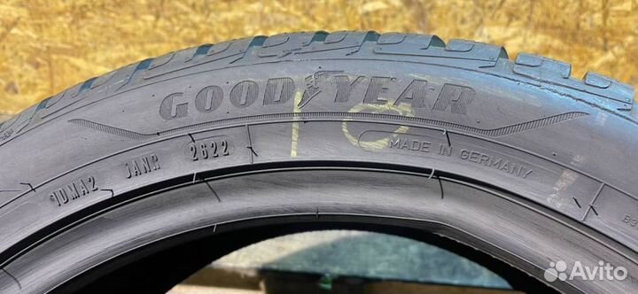 Goodyear UltraGrip Performance+ 245/45 R19