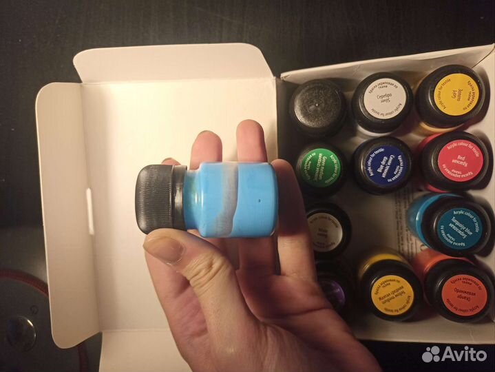 Акриловые краски для ткани decola