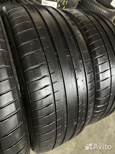 Michelin Pilot Sport 4 255/45 R19 104Y