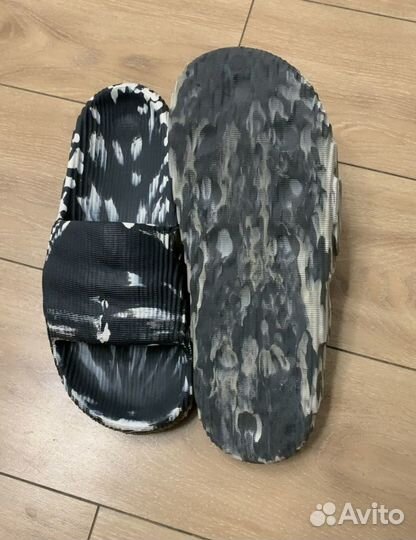 Тапки adidas adilette