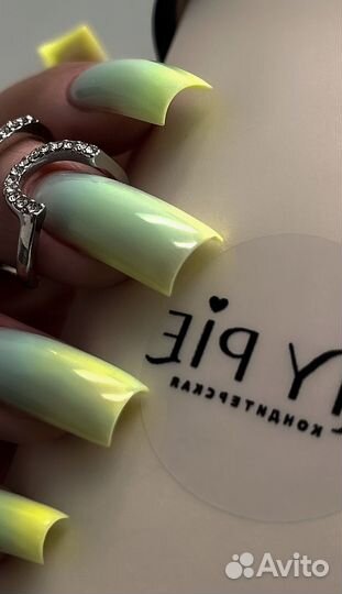 Маникюр, покрытие гель лаком, наращивание ногтей