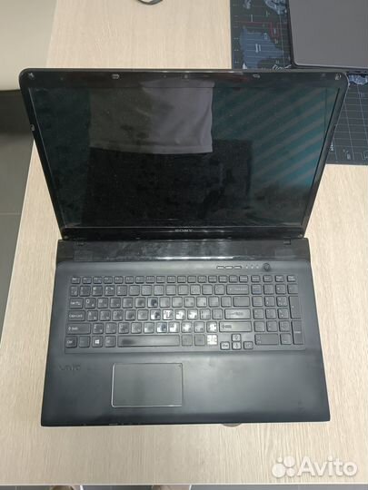 Ноутбук sony vaio 17.3