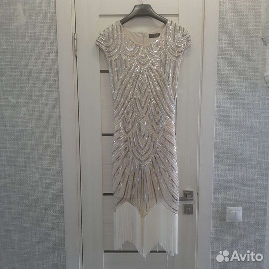 Платье праздничное