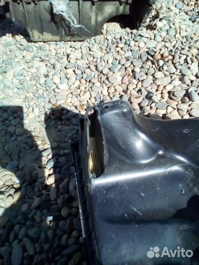 Корпус воздушного фильтра на Шевроле Орландо