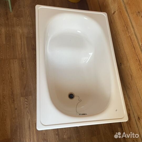 Ванна стальная 1.05м BLB с сиденьем, про-во Португ