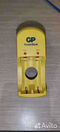 Зарядное устройство GP PowerBank s350