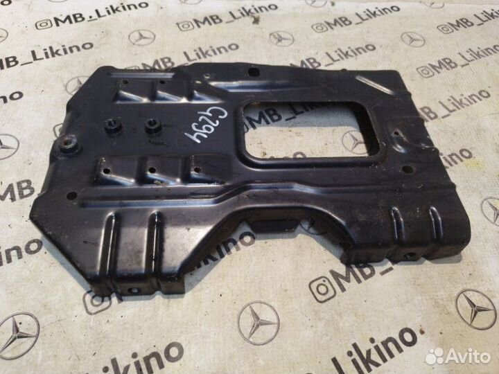 Кронштейн аккумулятора Mercedes C-Class W204