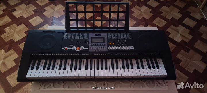 Синтезатор Doffler KE 6102