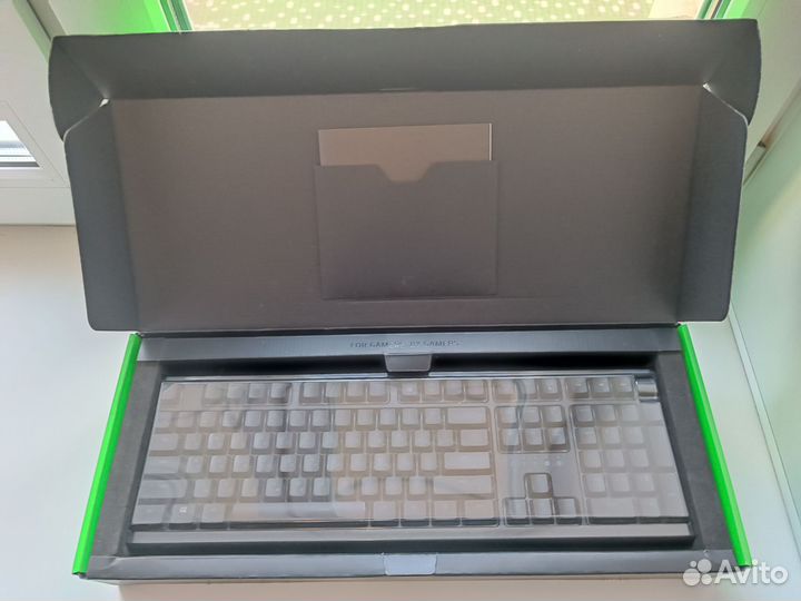 Игровая клавиатура Razer Ornata V2